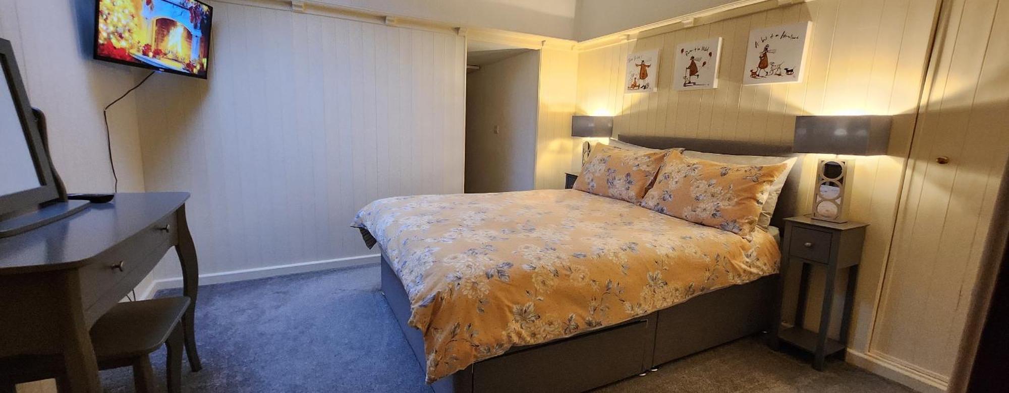 Modern And Spacious 2 Bedroom Apartment With Free Parking Llansantffraid Llansantffraid Glyn Ceiriog Екстериор снимка